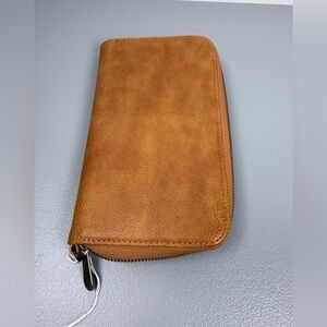 Thirty One 31 All about the Benjamins Wallet Caramel Distressed Brand New